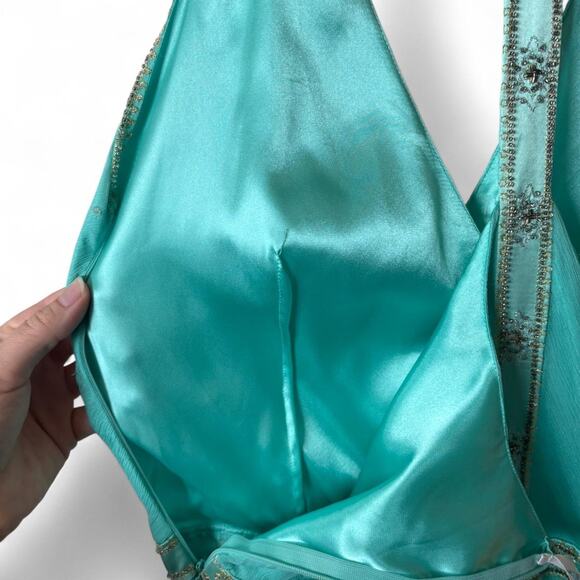 Laundry by Shelli Segal Silk Aqua Beaded Halter Dress Size 4 Bias Cut - Picture 6 of 8